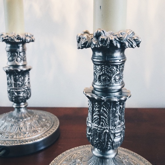 Night-Stand Lamps x 2 - Picture 3 of 4